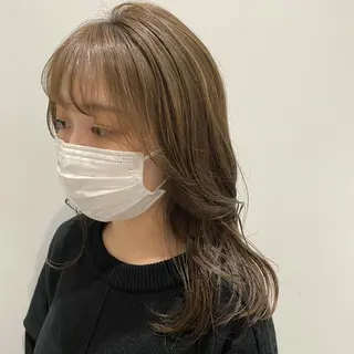 セミロング カラー 狩野 羅夢のヘアスタイル