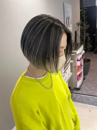 ショート カラー KANA🎀韓国 🇰🇷ハイライトのヘアスタイル