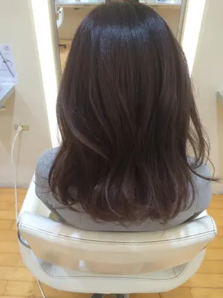 ミディアム セミロング カラー タジマ ヤスヒサのヘアスタイル