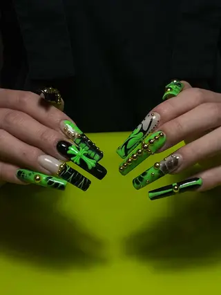 ネイル 個性派NANA ネイルのネイルデザイン