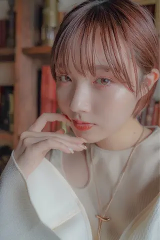 ショート カラー 海外風 ボブ 透明感カラーtowaのヘアスタイル