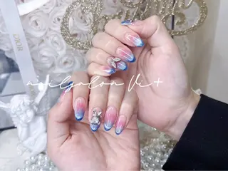 ネイル ✨Nailsalon Vi+✨のネイルデザイン