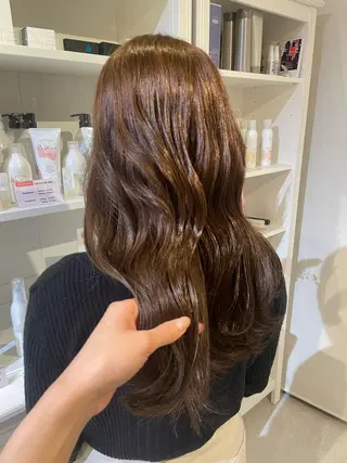 カラー 和田 真依のヘアスタイル