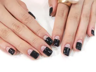 ネイル はばすみれ🎀ﾈｲﾙ 光ﾌｪｲｼｬﾙ ﾍｱのネイルデザイン