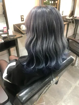 ミディアム カラー 岩谷/ブリーチ 🪽透明感カラーのヘアスタイル