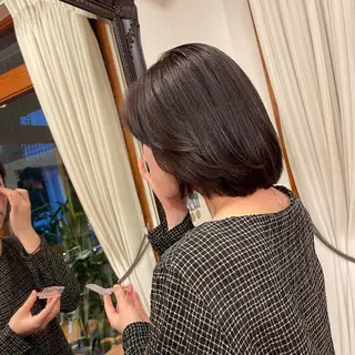 ミディアム カラー yu-ri🩷 韓国ヘアのヘアスタイル