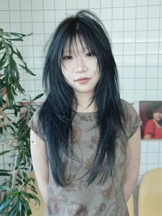 セミロング カラー レイヤーカット ボブ　渋谷のヘアスタイル