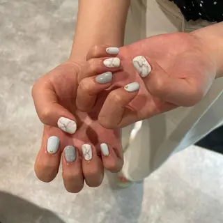 ネイル ハイトーン🦄ネイル 💞のぶちのネイルデザイン