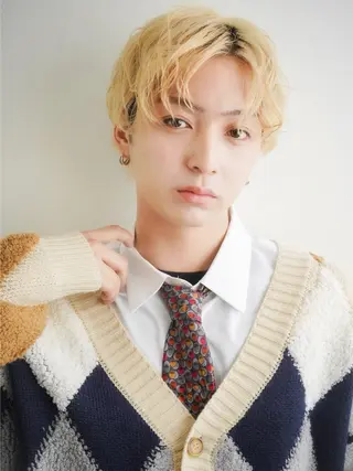 ショート パーマ メンズ 飯田美弥/ハイトーン /メンズパーマのヘアスタイル