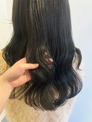 ロング カラー kochab 本山/ 大谷めいのヘアスタイル