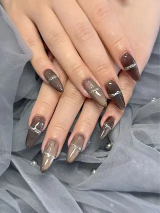 ネイル Chiara 長さ出し/フィルインのネイルデザイン