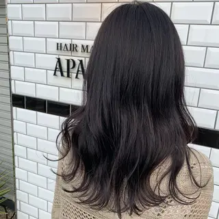 セミロング カラー 喜友名 泉樹のヘアスタイル