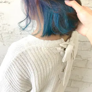 ミディアム カラー オリーブ/アッシュ やわらか透明感カラーのヘアスタイル