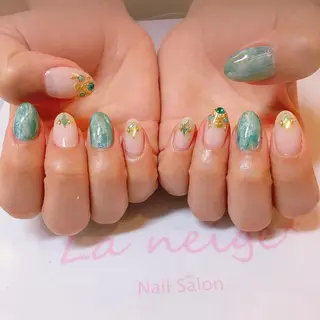 ネイル La neige* yuki 🐩🌙のネイルデザイン