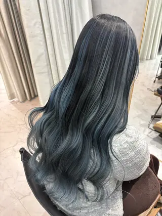 ロング カラー ハイトーン/韓国風/ 艶髪/吉祥寺のヘアスタイル