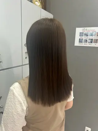 カラー yuasa rinaのヘアスタイル