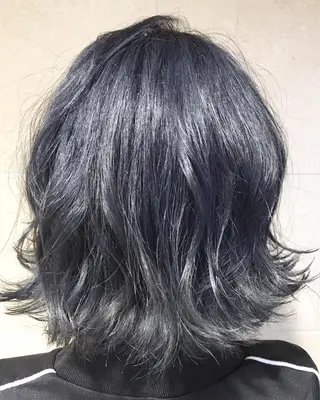 ショート カラー レイヤーカット 川田くるみのヘアスタイル