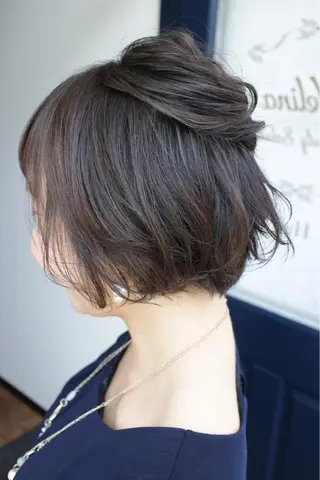 ショート カラー ヘアアレンジ 吉本 知弘のヘアスタイル