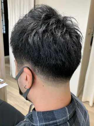 ショート 友利 一馬のヘアスタイル