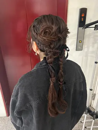 ロング Hiyo 外国人風くせ毛パーマのヘアスタイル