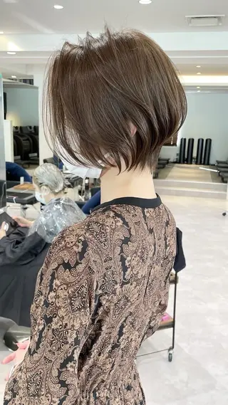 ショート カラー 大人女性お悩み解決 ショート/イハカズキのヘアスタイル
