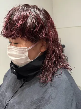 セミロング カラー オタク特化美容師💟 チバコナツのヘアスタイル