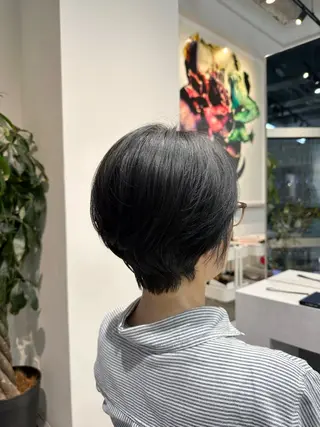 ショート ショートカット🧸 ごとうさなのヘアスタイル