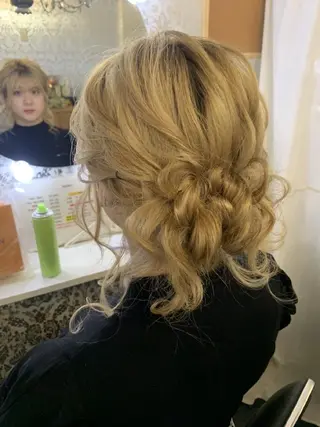 ミディアム ヘアアレンジ カラー Rarely  beautyのヘアスタイル