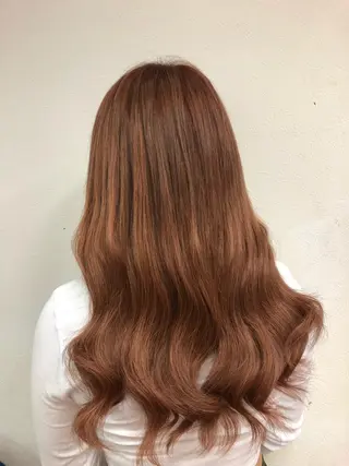 カラー ダブルスキルエクステ /羽エクステ白石宇由のヘアスタイル