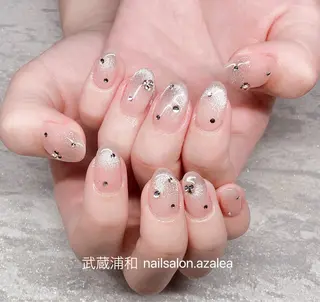 ネイル R inのネイルデザイン