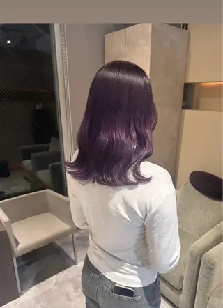 ミディアム カラー スガハラ アンナのヘアスタイル