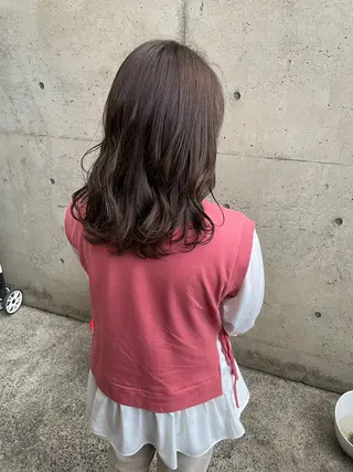 セミロング カラー 日高 香織のヘアスタイル