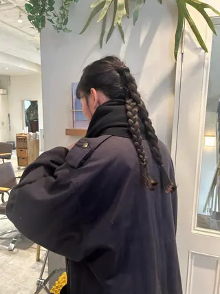ロング カラー 薄暮 マツイ レンのヘアスタイル