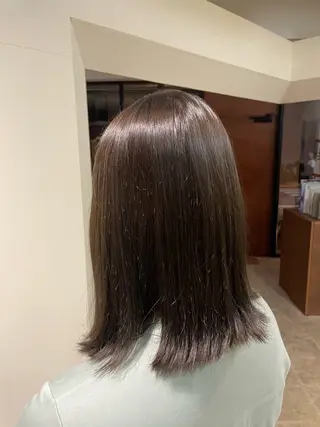 カラー 鈴木 綾華のヘアスタイル