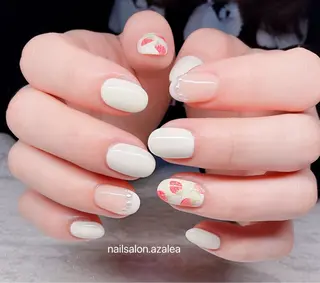 ネイル R inのネイルデザイン