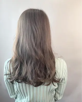 セミロング カラー 福森 みずきのヘアスタイル