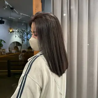 セミロング カラー 吉田 葉音のヘアスタイル