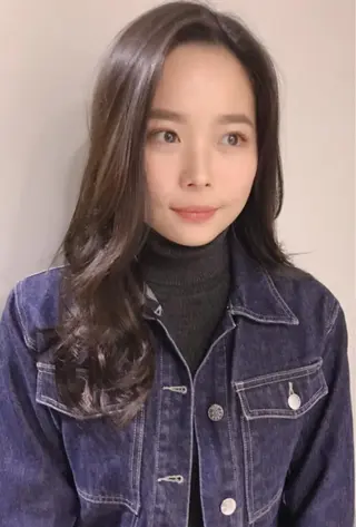 ロング カラー 松川 智行のヘアスタイル
