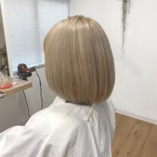 ミディアム カラー サロン ド ソワのヘアスタイル