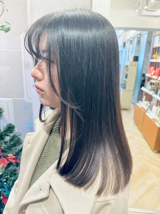セミロング 髪質改善池袋𓊆 大士𓊇ダブルカラーのヘアスタイル