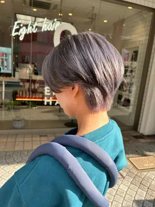 ショート カラー 荒谷 薫のヘアスタイル