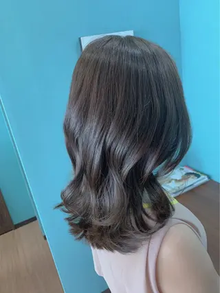 セミロング カラー 髪質改善×潤艶カラー ⭐️岡田崇彰のヘアスタイル