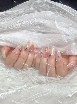 ネイル 🌻 Momoko_のネイルデザイン