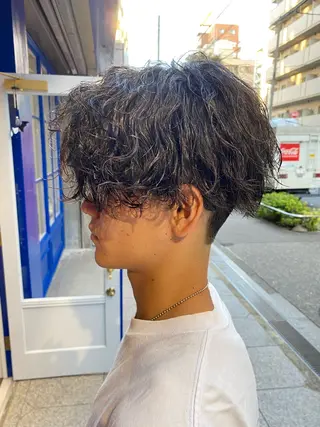 ショート メンズ ✨デザインカラー✨ ✂️kouki✂️のヘアスタイル