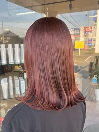 ミディアム alu yuinaのヘアスタイル