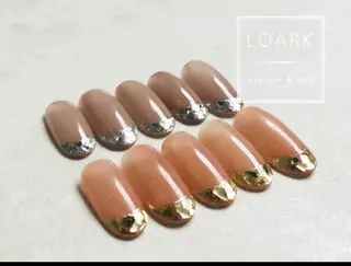 ネイル LOARK nail Rina🫧のネイルデザイン