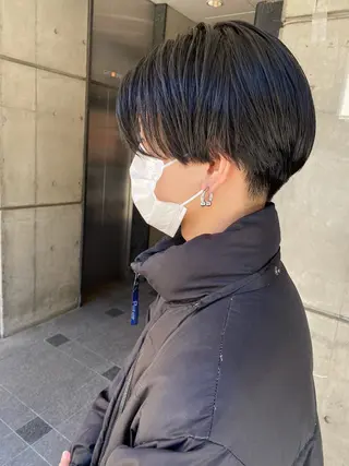 ショート カラー パーマ ヘアアレンジ メンズ キッズ ネイル mana 暖色カラーカットのヘアスタイル