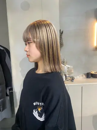 ミディアム カラー 前橋 姫奈のヘアスタイル