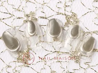 ネイル T RIRIKAのネイルデザイン