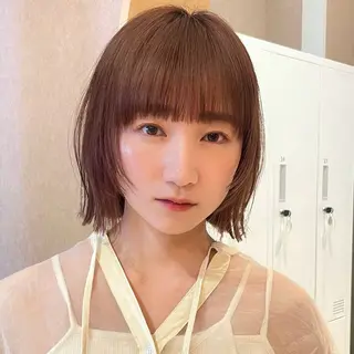 ショート カラー 顔まわり🥨レイヤー /透明感/水口舞奈のヘアスタイル